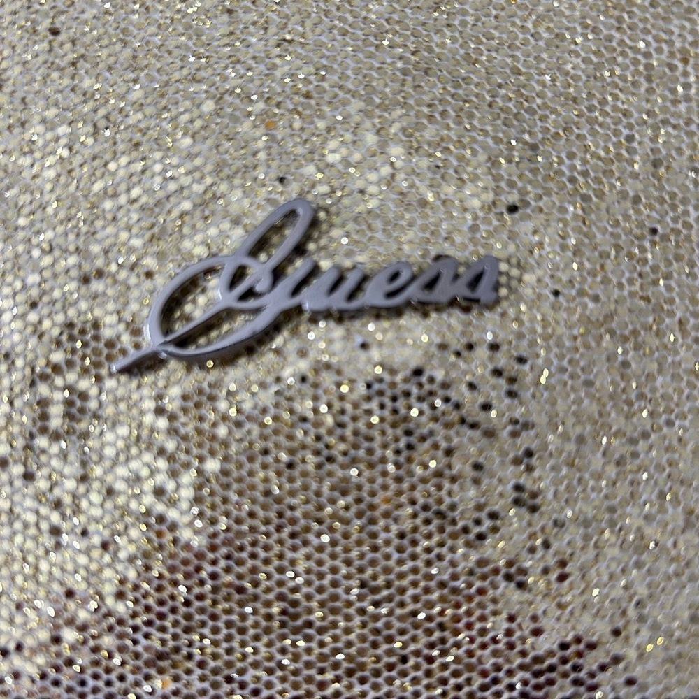 Guess NWT Gold Sparkly Clasp Closure Wallet - Picture 2 of 8